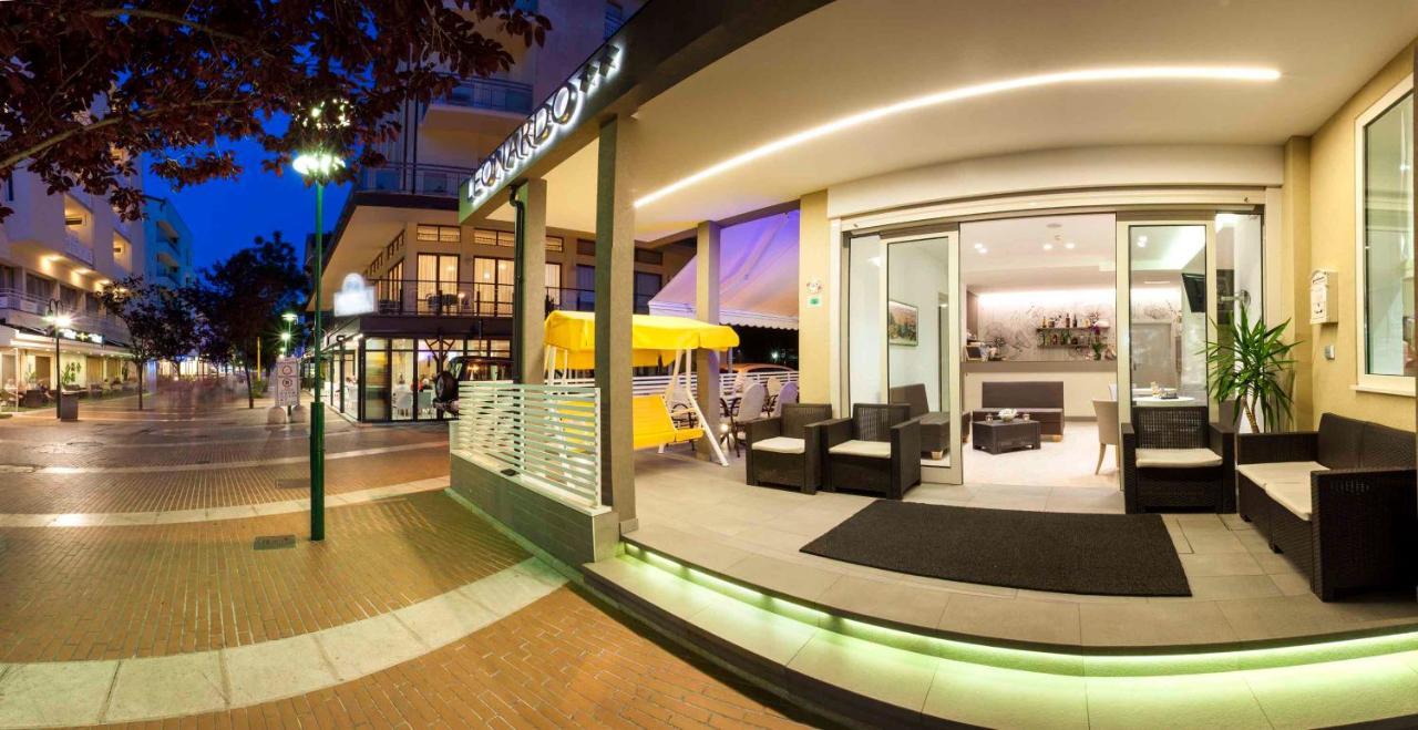 Hotel Leonardo Cattolica Esterno foto
