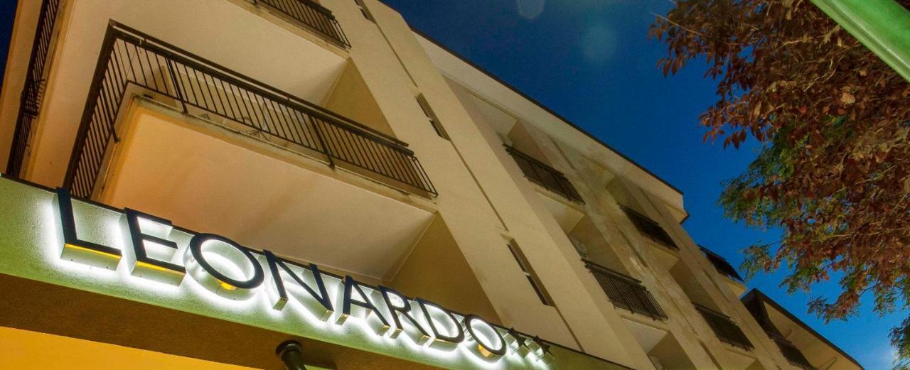 Hotel Leonardo Cattolica Esterno foto