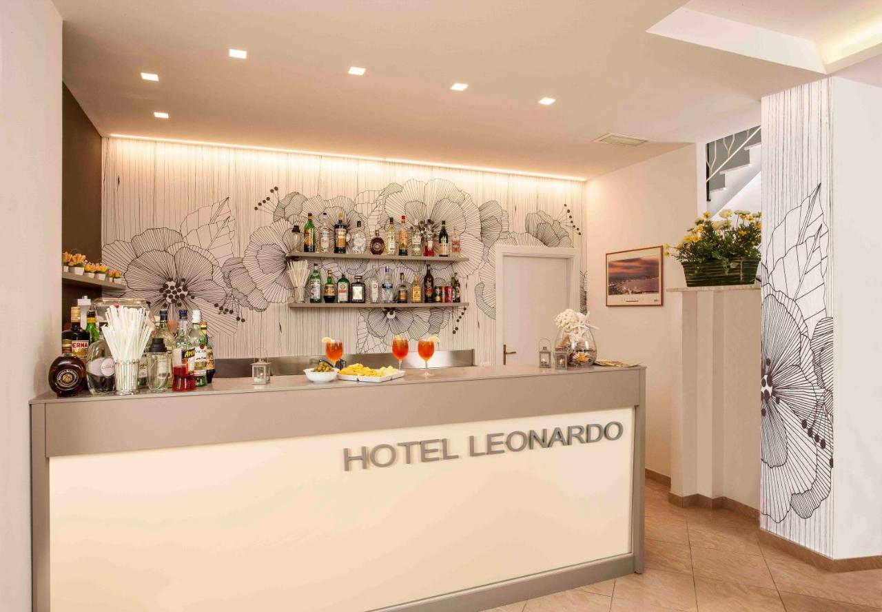 Hotel Leonardo Cattolica Esterno foto